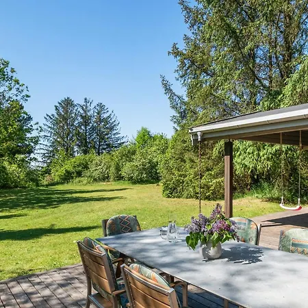 Дом отдыха Charming Log By A Beautiful *