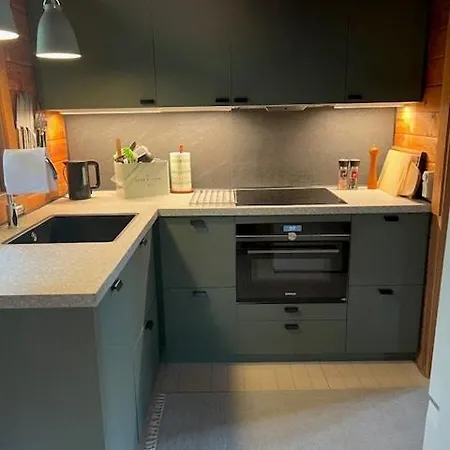 Charming Log By A Beautiful Novling