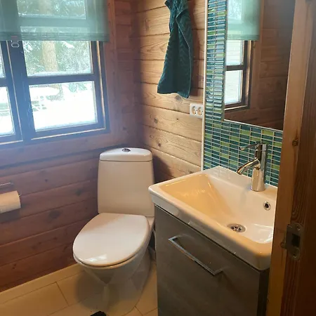 Дом отдыха Charming Log By A Beautiful Novling